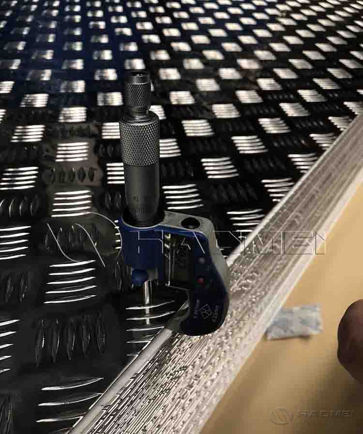aluminium embossing sheets.jpg